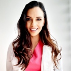 Dra. Abril Arely Valle Suárez