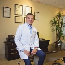 Miguel Angel Mar Ruiz, Gastroenterólogo Monterrey