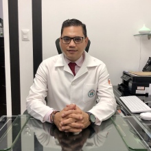 Isaac Baltazar Gómez, Cirujano pediátrico Boca del Rio