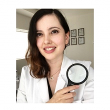 Brenda Tello López, Dermatólogo pediátrico Puebla