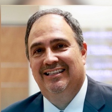 Roberto Velázquez Salim, Ginecólogo Zapopan