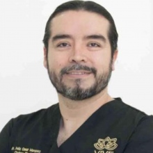 Félix Omar Márquez Villalobos, Cirujano plástico Guadalajara