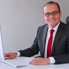 Emmanuel Castro Almanza, Ginecólogo Celaya