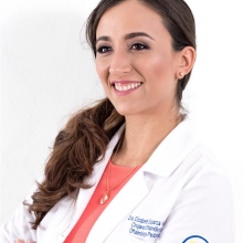 Elizabeth Esparza Aguiar, Oftalmólogo Yucatan