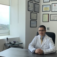 Julián Gonzalo Gándara Calderón, Gastroenterólogo Ciudad de México