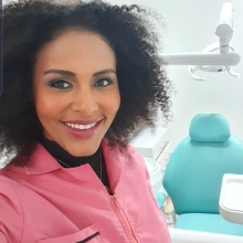Mónica Bridgette Guerrero Martínez, Dentista - Odontólogo San Nicolás de los Garza