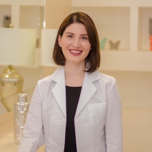 Fenicia Elena Martínez Bey, Médico estético Ciudad Obregon