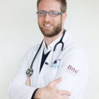 Dr. Alejandro Kava Braverman