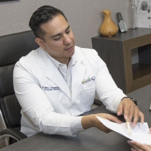 Federico Isaac Hernández Rocha, Pediatra Mexicali