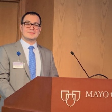 Luis Raúl Valdovinos García, Gastroenterólogo Ciudad de México