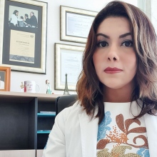 Mariana Morales Cruz, Proctólogo Mérida