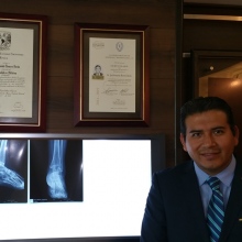 Jose Armando Romero Rocha, Ortopedista Santiago de Querétaro