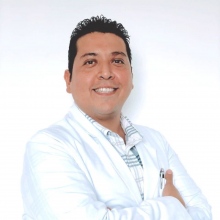 Iván Arturo Velueta Martínez, Urólogo Playa del Carmen