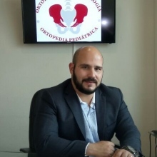 Carlos Alberto Larragoiti Ramírez, Ortopedista Puebla