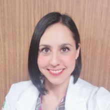 Angélica D. Bravo Pérez, Oftalmólogo Puebla