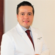 Guillermo Orrico Velázquez, Urólogo León