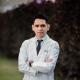Dr. Avel Román