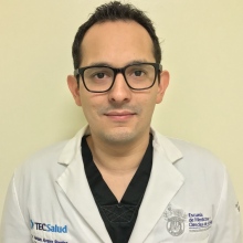 Abraham Alvarez Rosales, Ginecólogo Veracruz