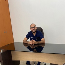 Wiron R. Valladares Valladares, Cirujano general Guadalajara