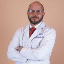 Adolfo René Morales González, Oftalmólogo Monterrey
