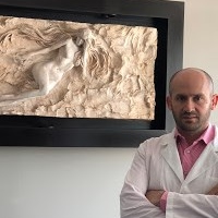 Jorge Vladimir Covarrubias Ramírez, Cirujano plástico Celaya