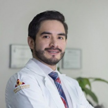 Alejandro Viveros Domínguez, Otorrinolaringólogo Gustavo A Madero