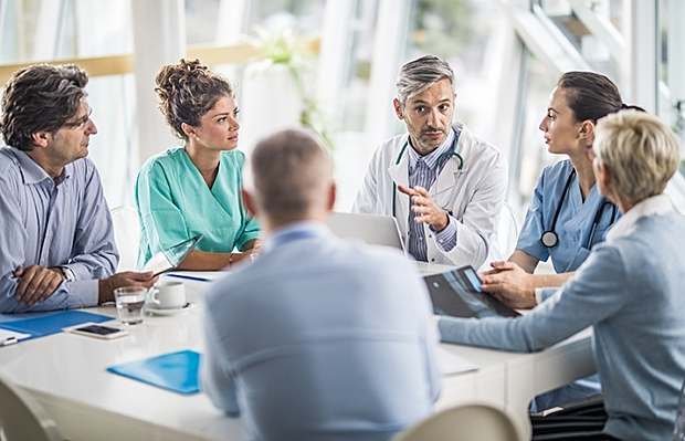Healthcare People i Stock 1002020774 714x460
