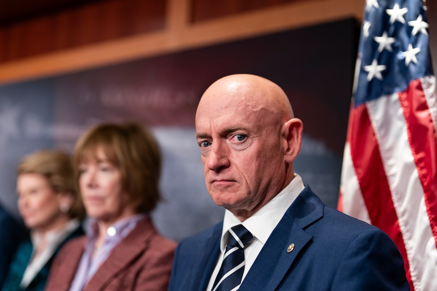 Pentagon says it will investigate Sen. Mark Kelly after controversial ...