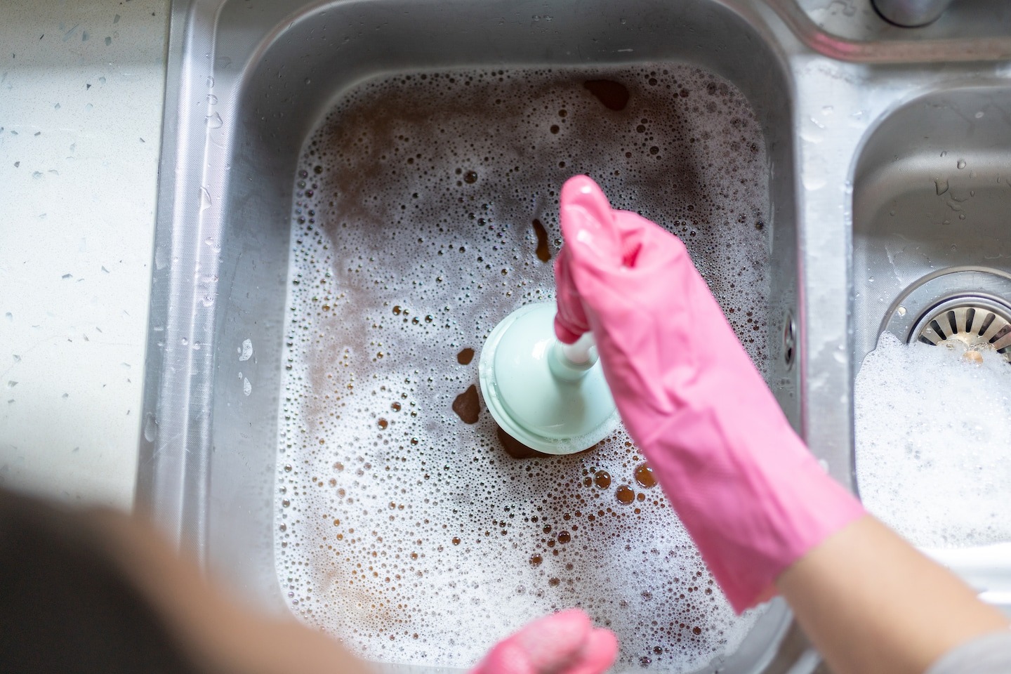 10 tricks to avoid plumbing disasters