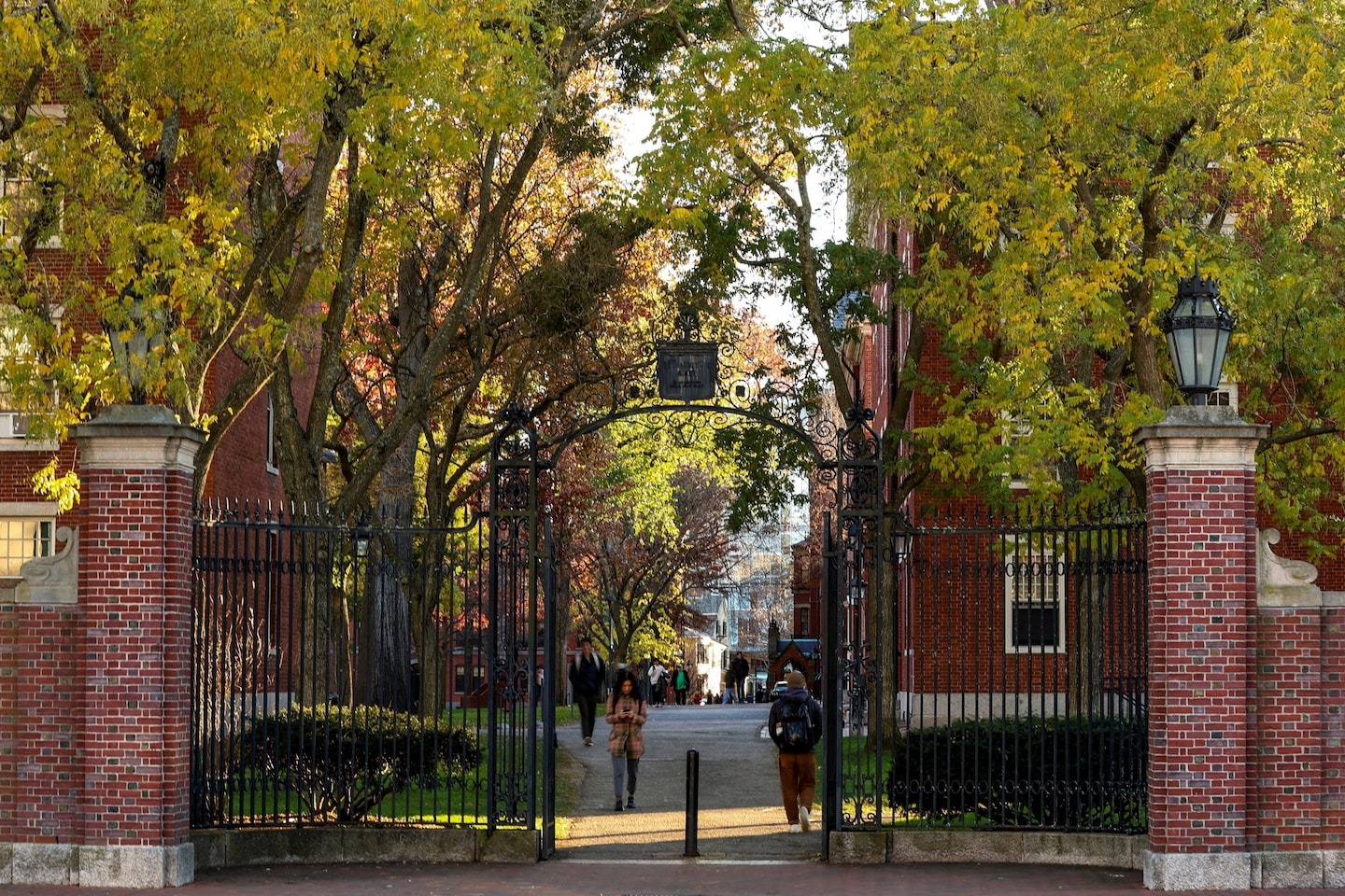 Trump administration appeals ruling in Harvard research funding case
