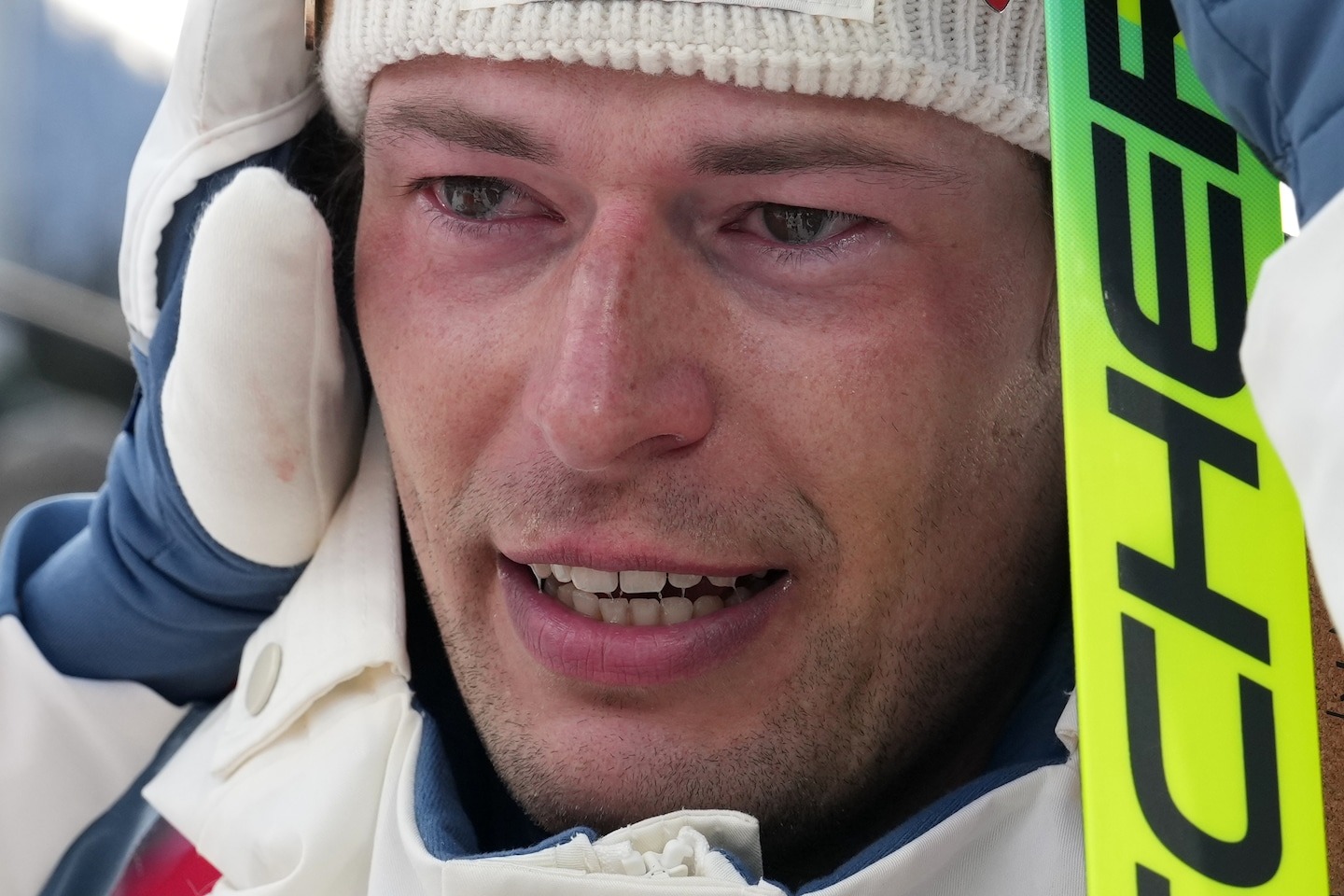 Norwegian biathlon bronze medalist confesses to cheating on girlfriend in ...