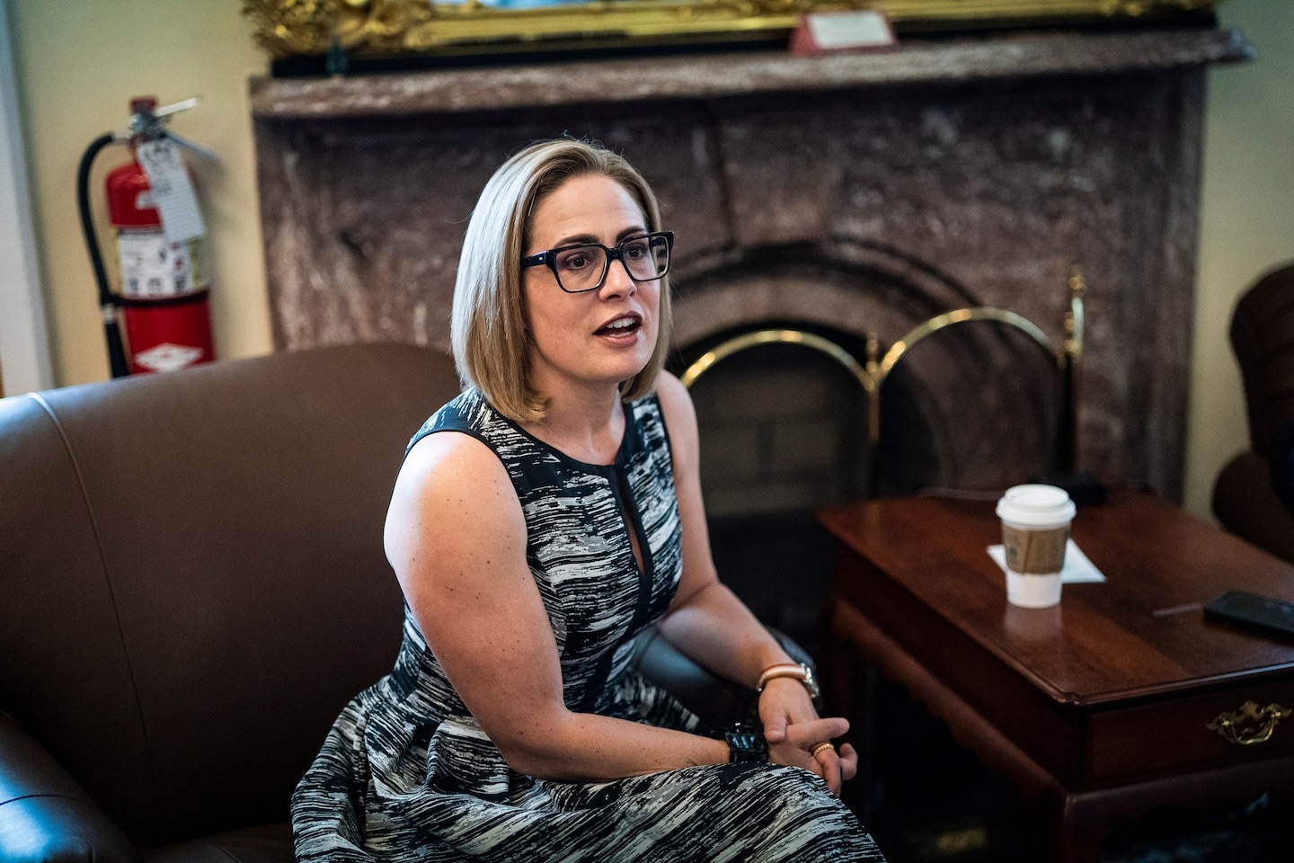 Sinema gibt Affäre mit Senats-Leibwächter während ihrer Amtszeit zu