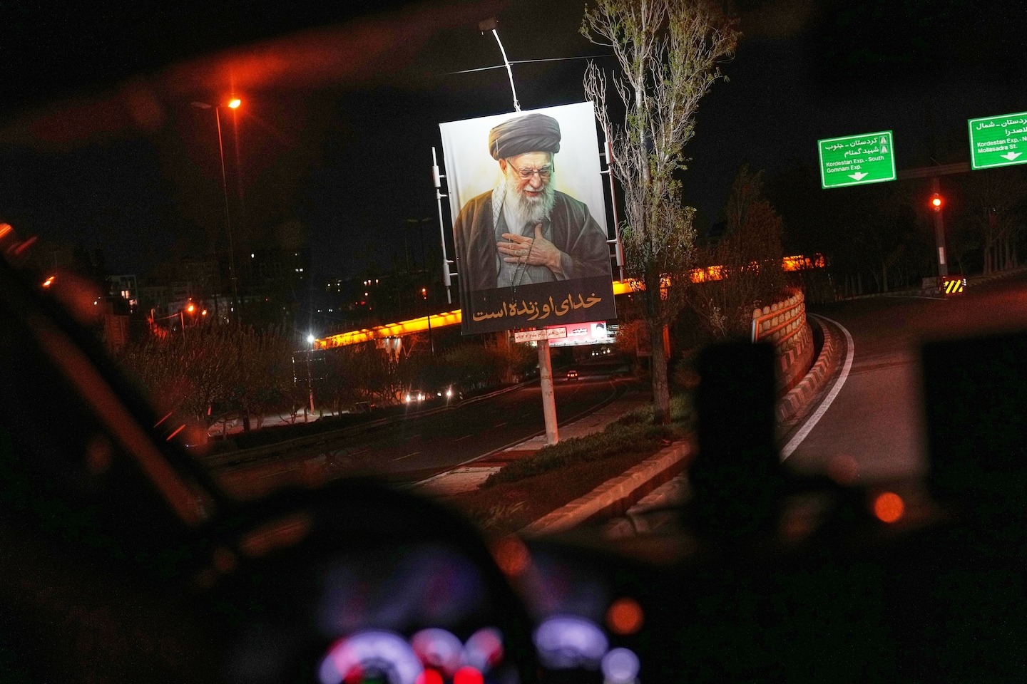 Trump droht mit neuen Gewalttaten, da die Frist für das Iran-Abkommen ...