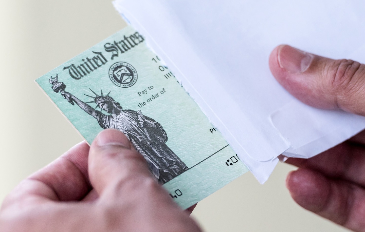 Amerikaner erhalten dieses Jahr höhere Steuerrückerstattungen.