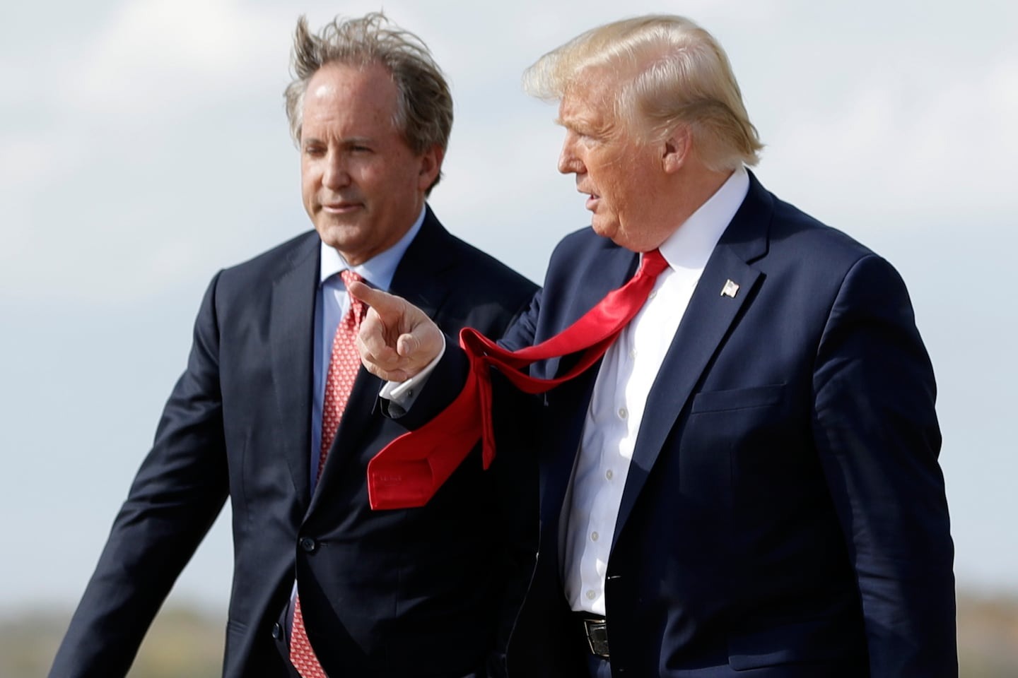 Trump unterstützt Paxton im texanischen Senatsvorwahlkampf gegen ...