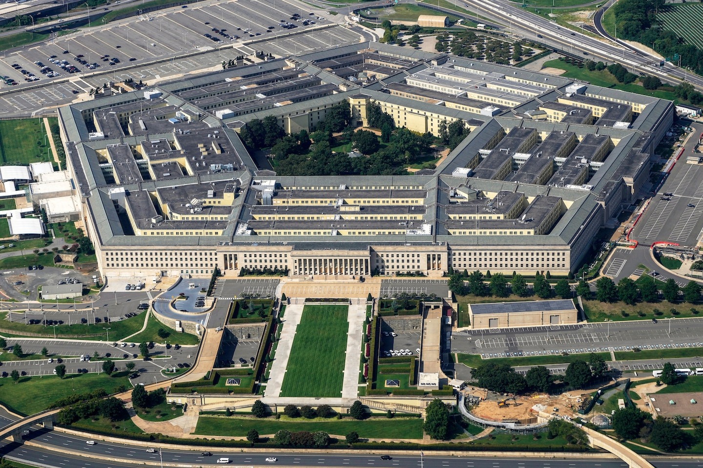 Pentagon is censoring military newspaper Stars and Stripes ...