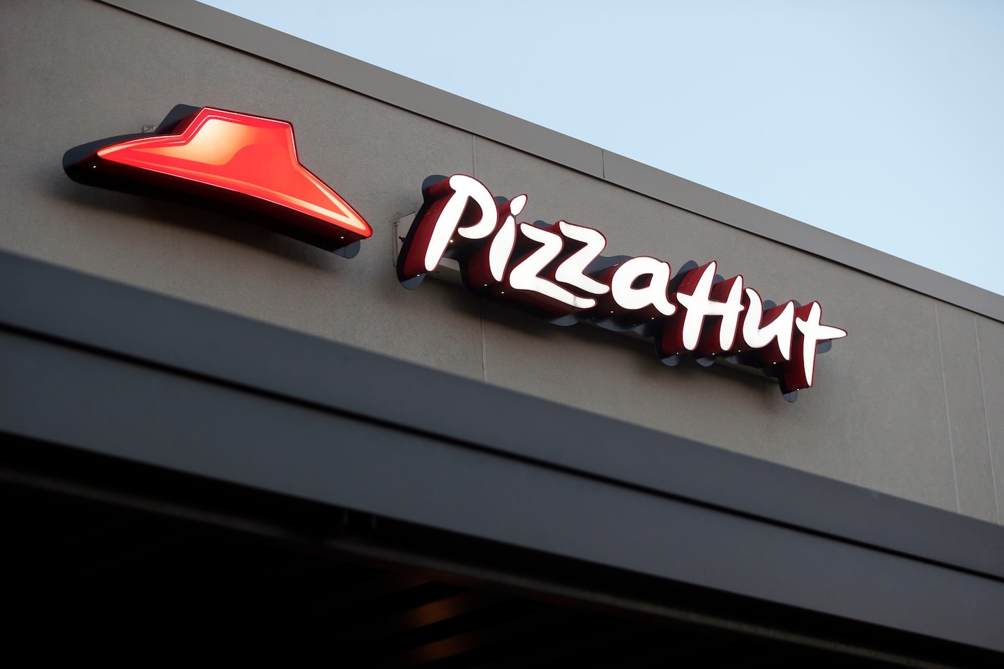 Die angeschlagene Restaurantkette Pizza Hut wird für 2,7 Milliarden Dollar ...
