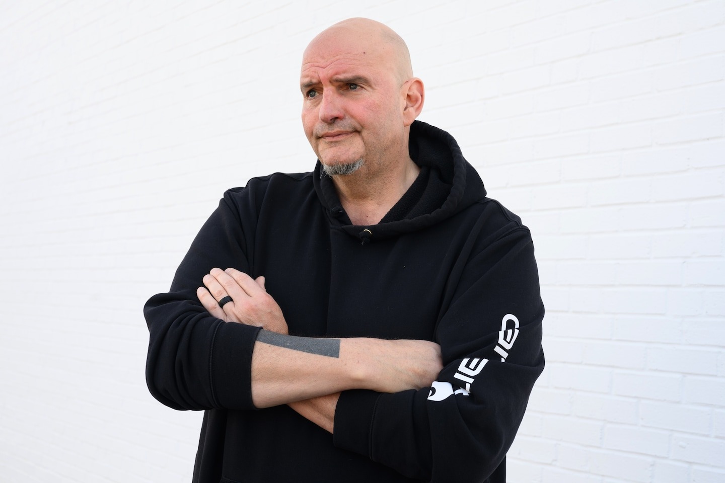 Sens. Fetterman (D) and McCormick (R) form rare bipartisan fundraising ...