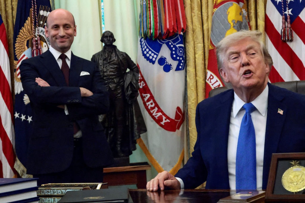 WATCH: Trump signs executive orders imposing new limits on birthright ...