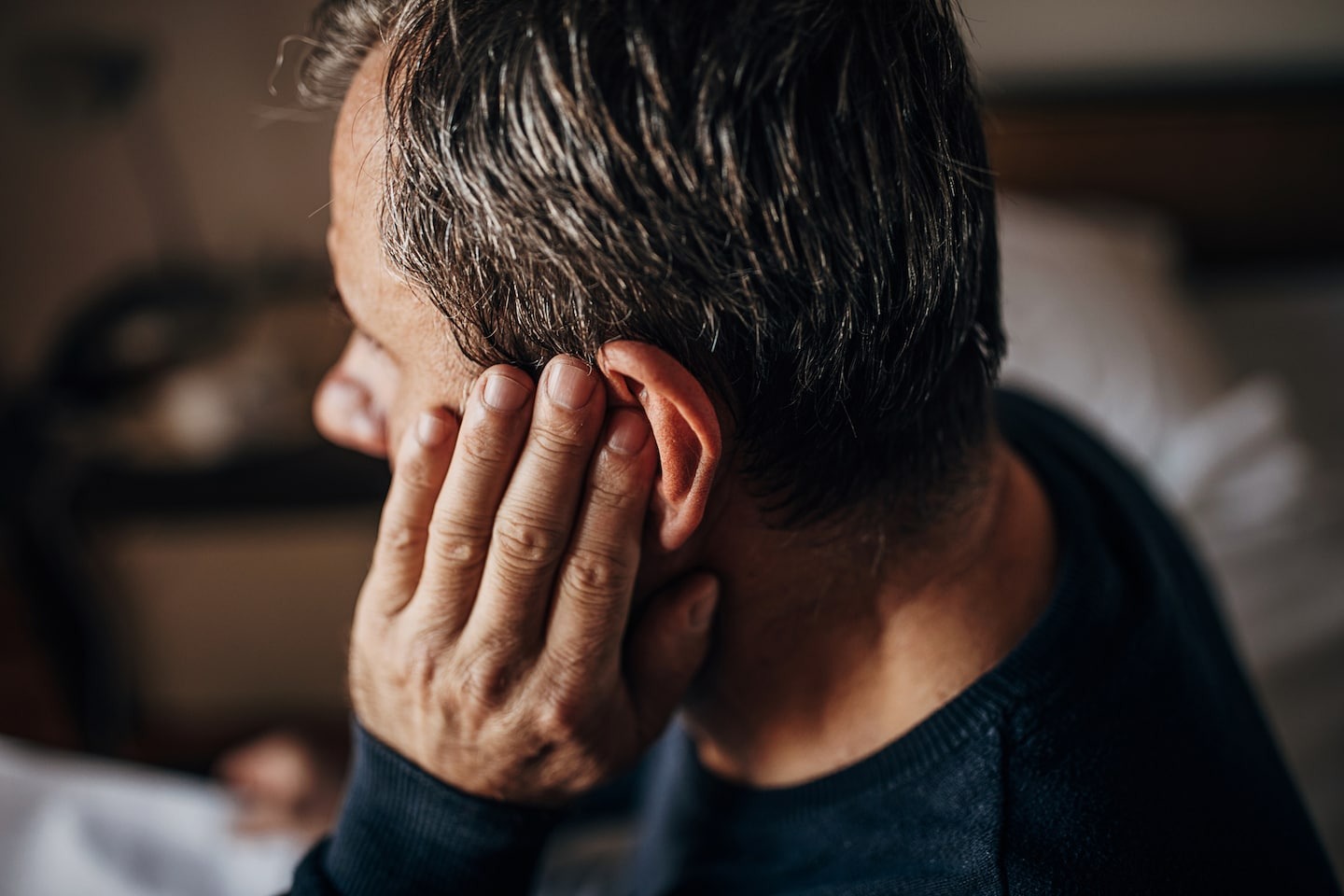 Viele Behandlungen versprechen Linderung von Tinnitus. Hier erfahren Sie ...