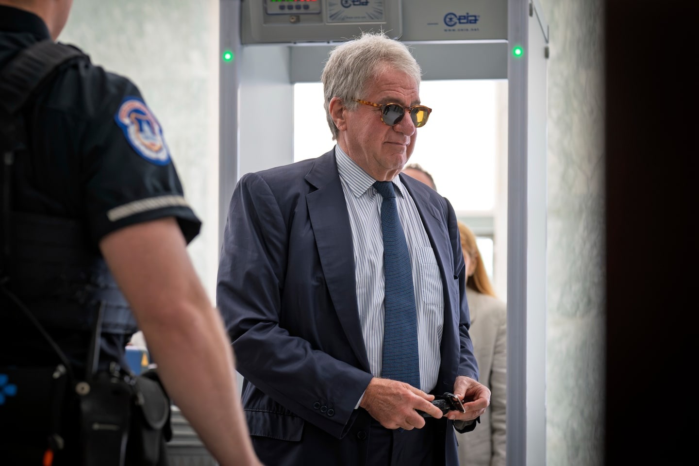 Billionaire Leon Black ignores Epstein investigation subpoena ...