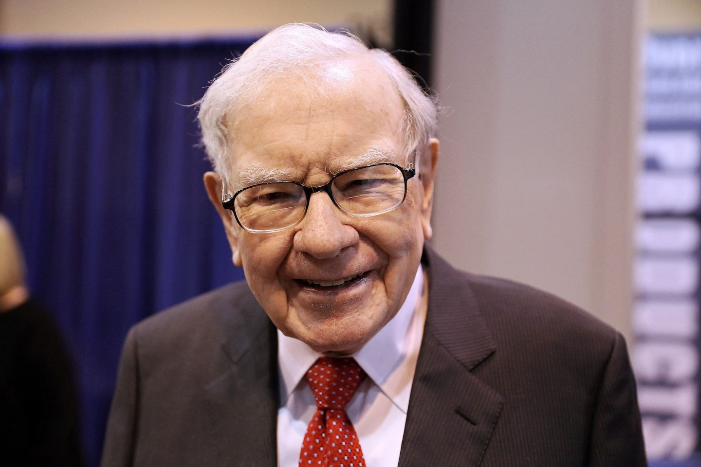 Warren Buffett, 96, steps down as chairman of Berkshire Hathaway