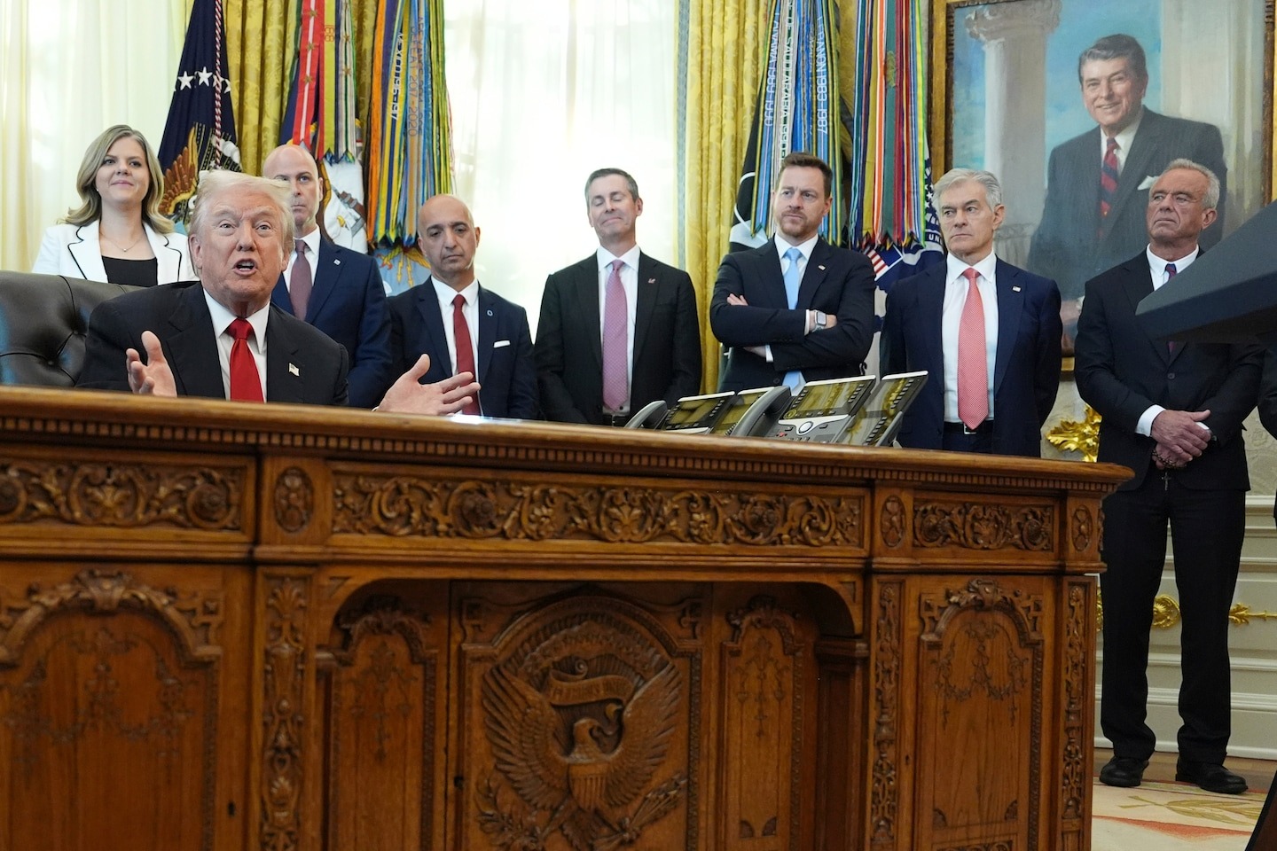 Demokraten fordern nach Bericht der Washington Post erneut Trumps ...
