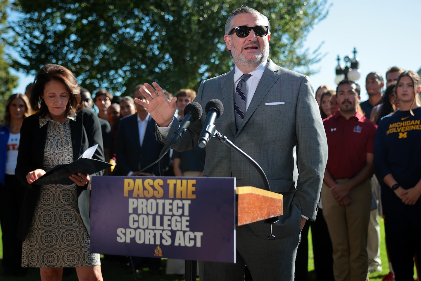 Senate passes a sweeping college sports bill. Here’s what it would change.