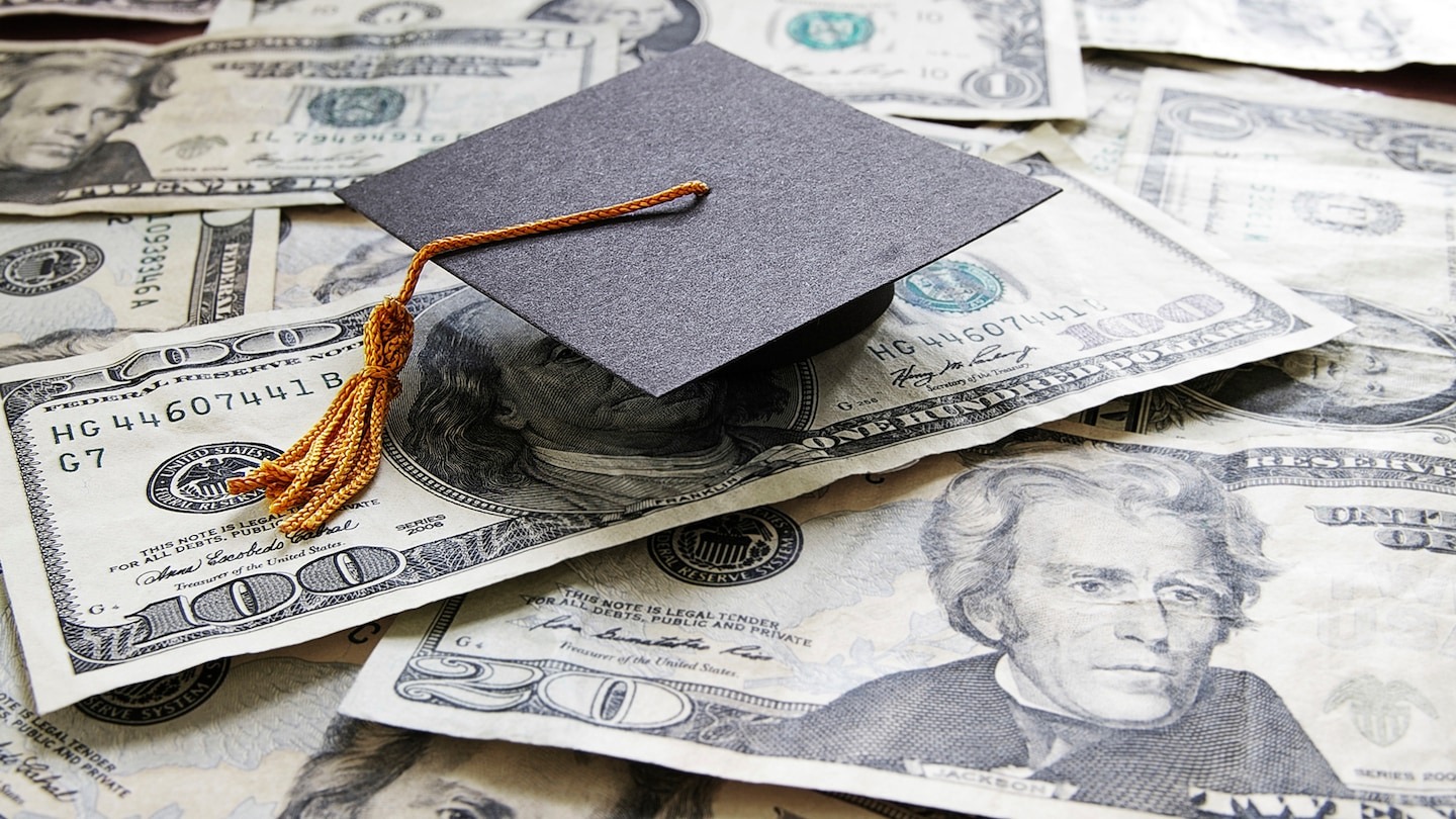 Student loan borrowers get more time to enroll in autopay for a debt ...