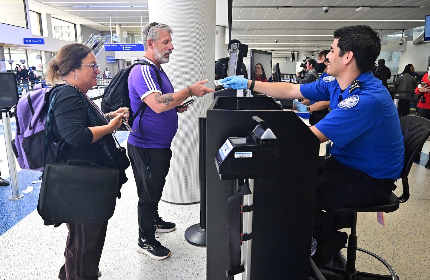 TSA-Beamte müssen jetzt im Dienst stehen