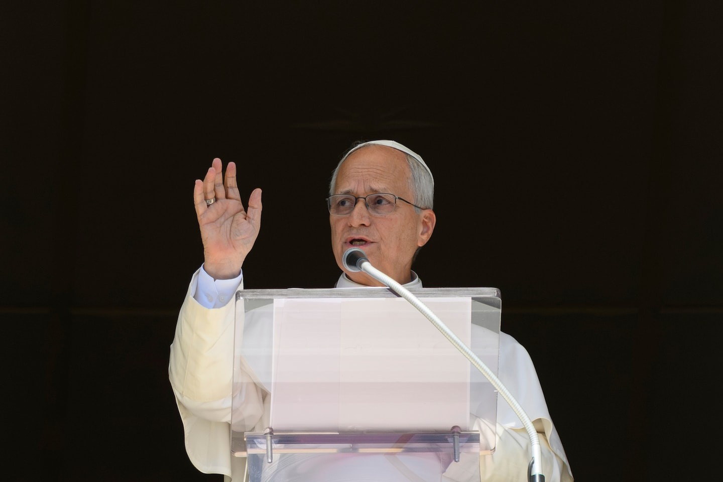 Column | The pope has a lung cancer that’s common in nonsmokers ...