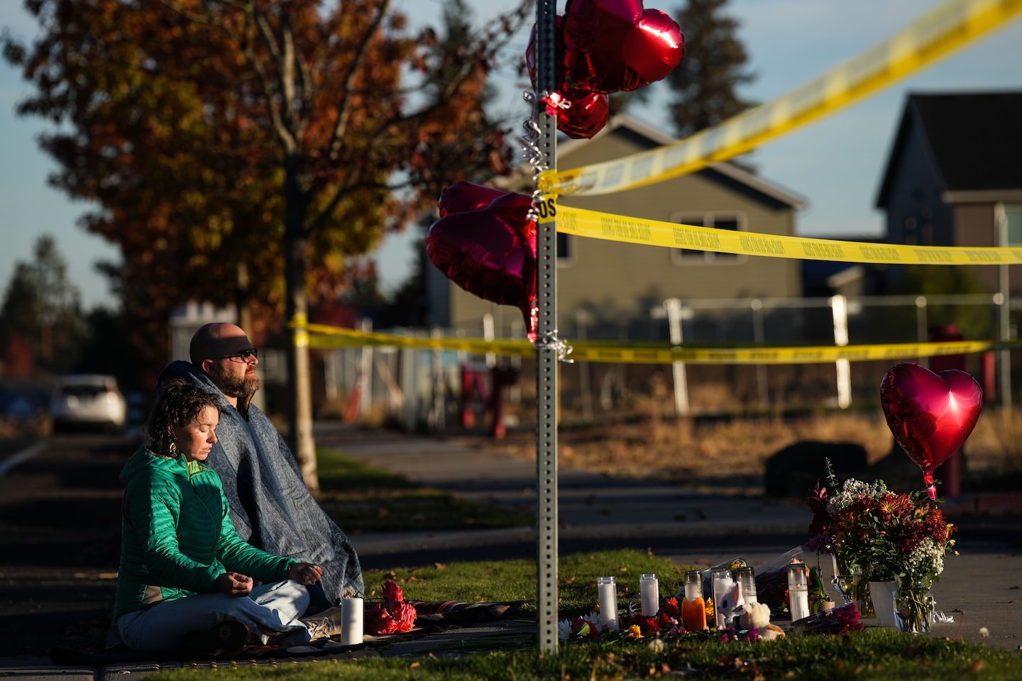 Teacher and alert father helped save lives in Oregon school shooting ...