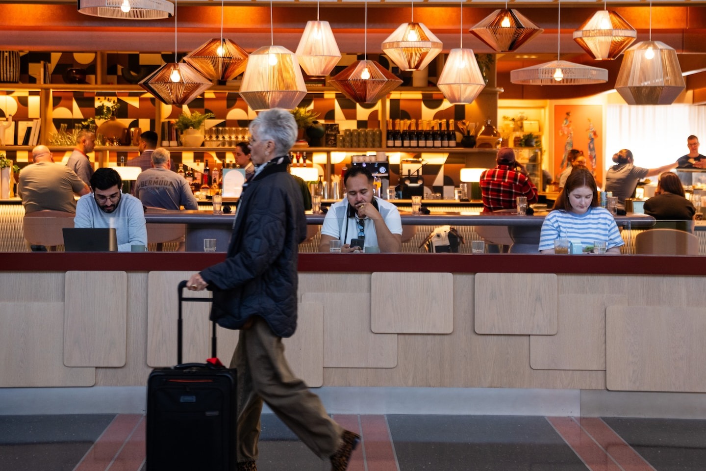 Inside the battle for the best airport lounge in D.C.