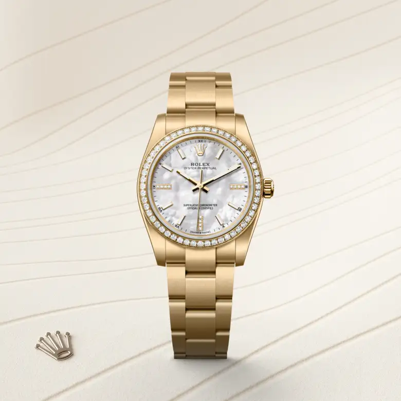 Rolex Oyster Perpetual in 18 kt yellow gold, M124248RBR-0001 - Heller Jewelers